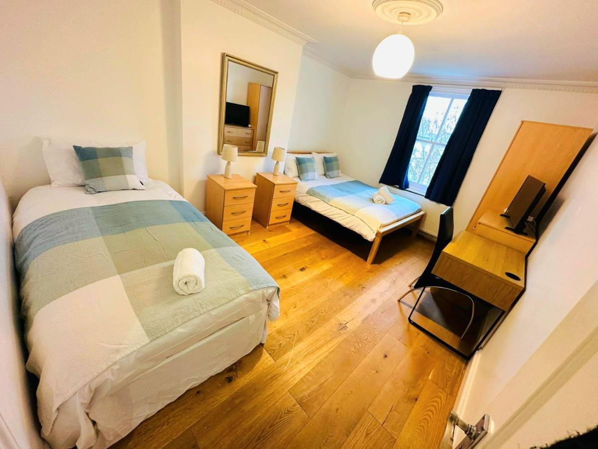 Appartamento Cosy In Kensington - Great Location! 3 Minutes Walk To Earl's Court Station Londra