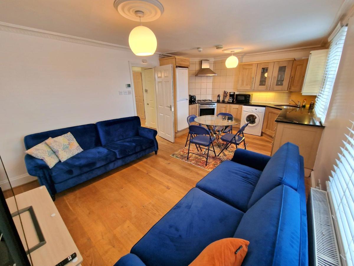 Cosy In Kensington - Great Location! 3 Minutes Walk To Earl's Court Station Appartamento Londra