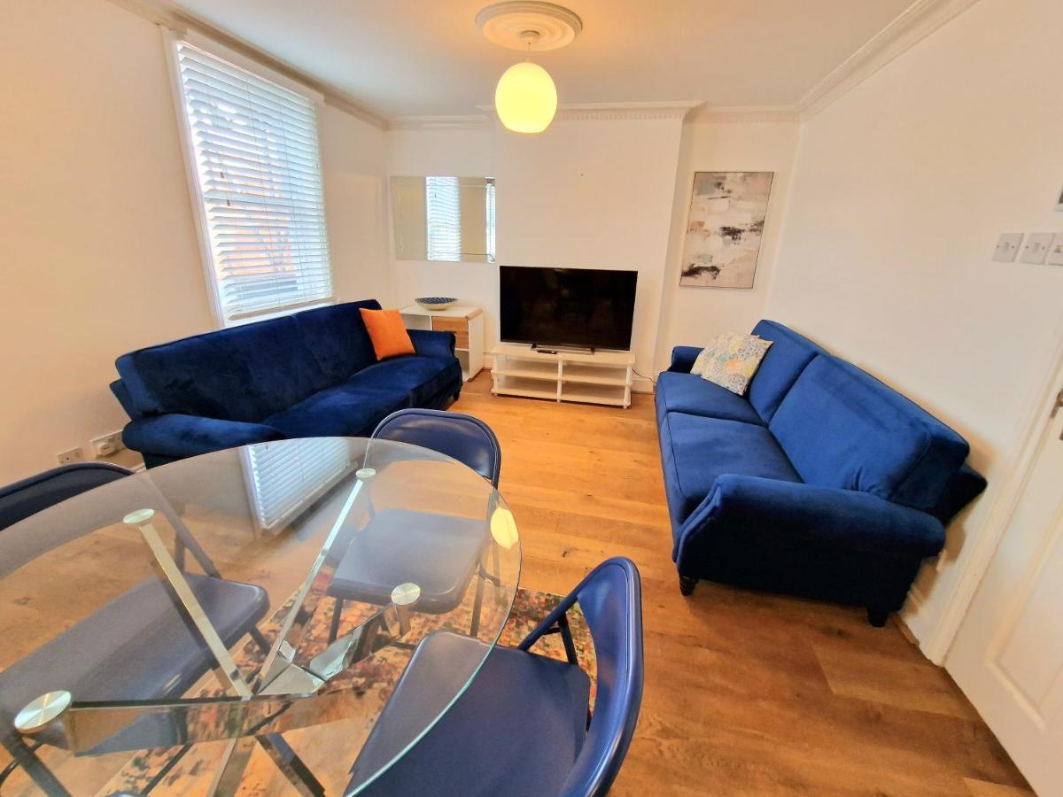 Appartamento Cosy In Kensington - Great Location! 3 Minutes Walk To Earl's Court Station *